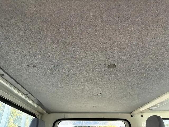 いすゞエルフダブルキャブ（Wキャブ）小型（2t・3t）[写真24]