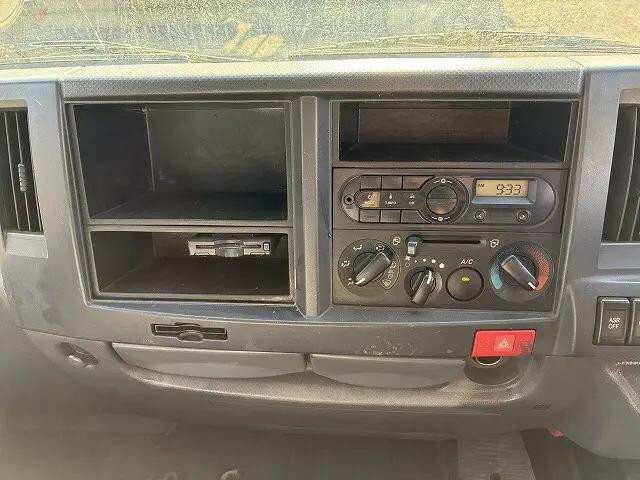 いすゞエルフダブルキャブ（Wキャブ）小型（2t・3t）[写真28]