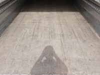 三菱ふそうファイターアルミウイング中型（4t）[写真12]