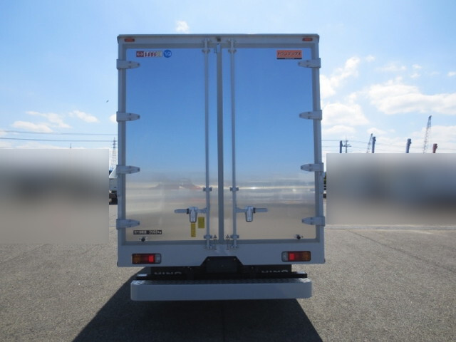 日野デュトロアルミバン小型（2t・3t）[写真06]