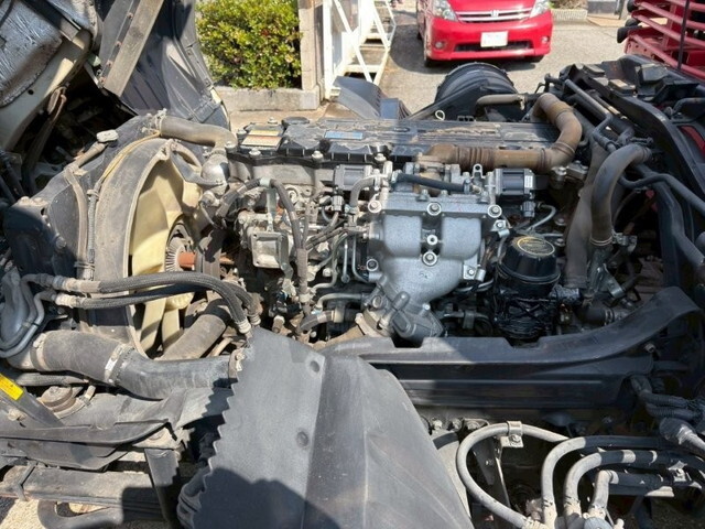 三菱ふそうファイタークレーン4段増トン（6t・8t）[写真28]