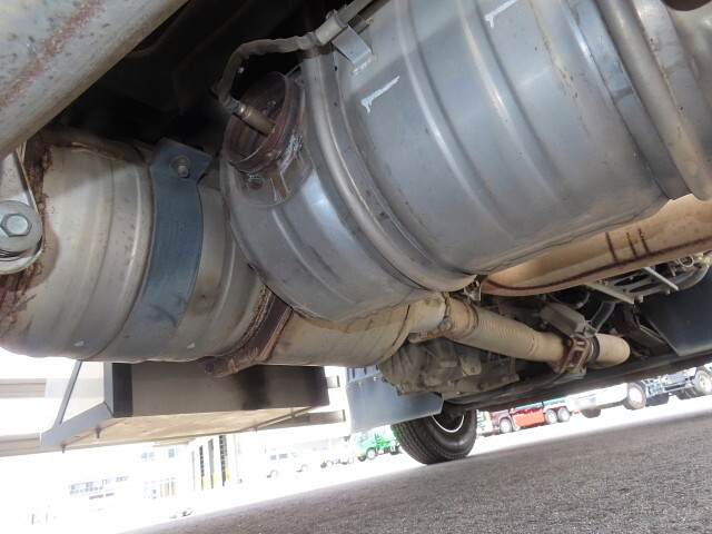 三菱ふそうファイターアルミウイング中型（4t）[写真13]