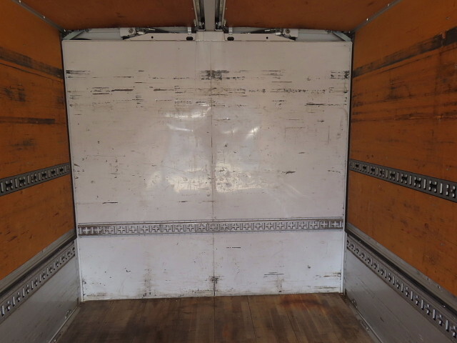 三菱ふそうファイターアルミウイング中型（4t）[写真27]