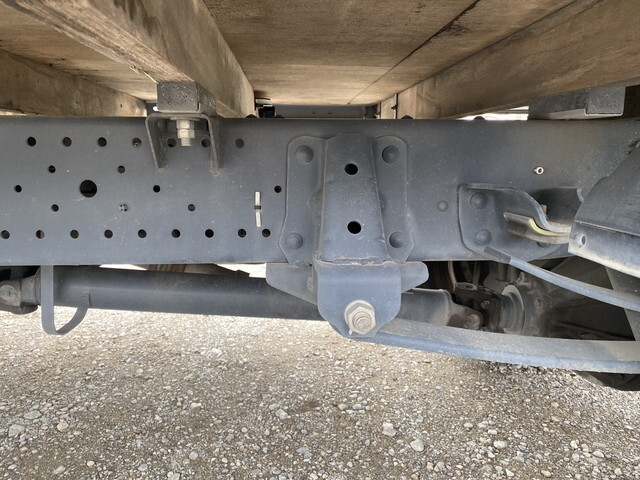 いすゞエルフアルミブロック小型（2t・3t）[写真13]