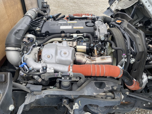 いすゞエルフアルミブロック小型（2t・3t）[写真26]