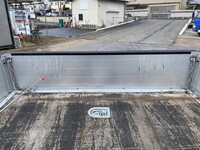 いすゞエルフアルミブロック小型（2t・3t）[写真33]