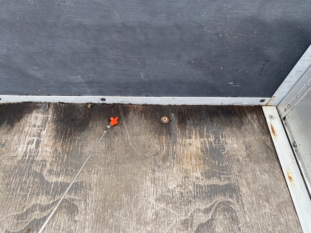 いすゞエルフアルミブロック小型（2t・3t）[写真34]