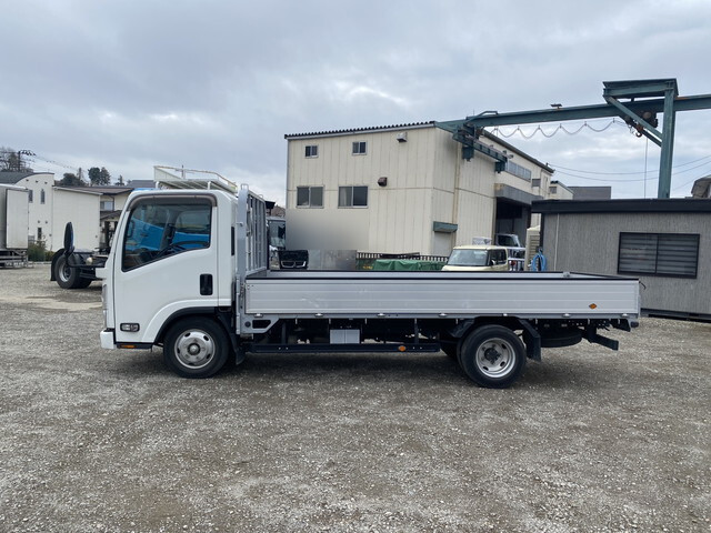 いすゞエルフアルミブロック小型（2t・3t）[写真05]