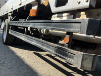 UDトラックスコンドルクレーン4段増トン（6t・8t）[写真14]