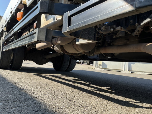 UDトラックスコンドルクレーン4段増トン（6t・8t）[写真20]