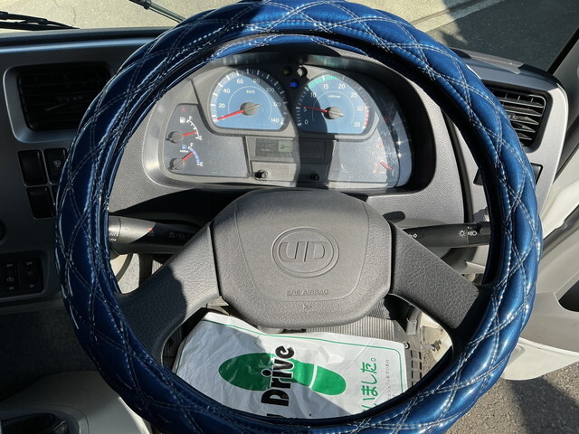 UDトラックスコンドルクレーン4段増トン（6t・8t）[写真29]