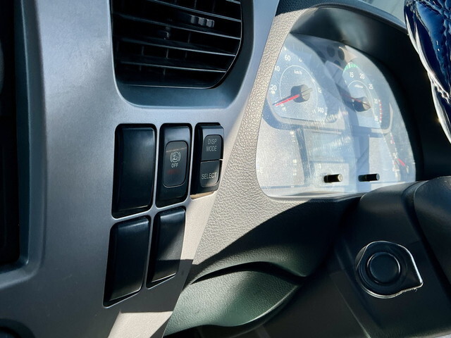 UDトラックスコンドルクレーン4段増トン（6t・8t）[写真30]