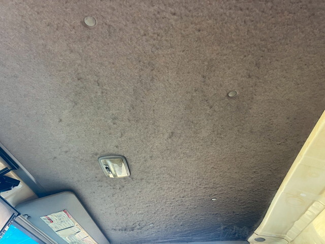 いすゞエルフ冷凍車（冷蔵車）小型（2t・3t）[写真31]