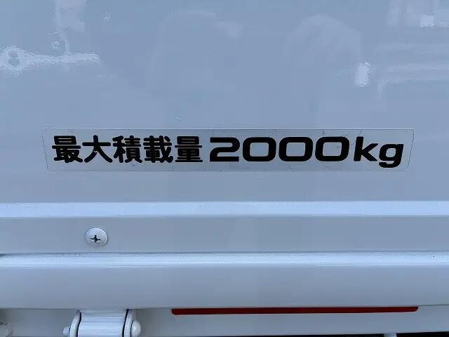 いすゞエルフ平ボディ小型（2t・3t）[写真10]