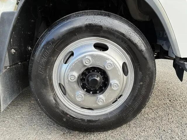 いすゞエルフ平ボディ小型（2t・3t）[写真15]