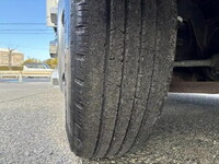 いすゞエルフ平ボディ小型（2t・3t）[写真17]