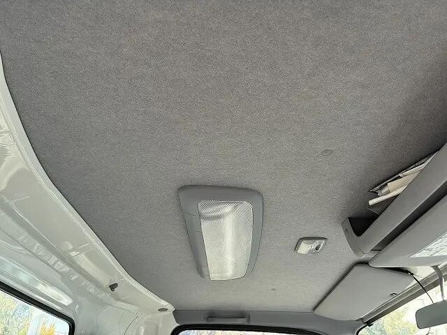 いすゞエルフ平ボディ小型（2t・3t）[写真25]