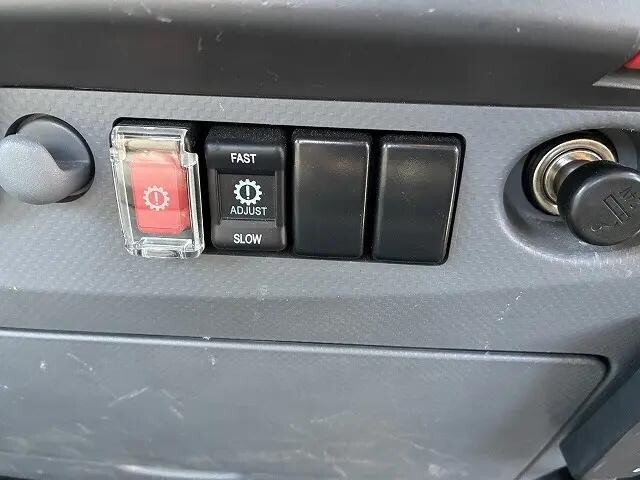 いすゞエルフ平ボディ小型（2t・3t）[写真29]