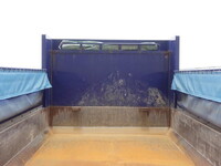 いすゞギガダンプ大型（10t）[写真13]