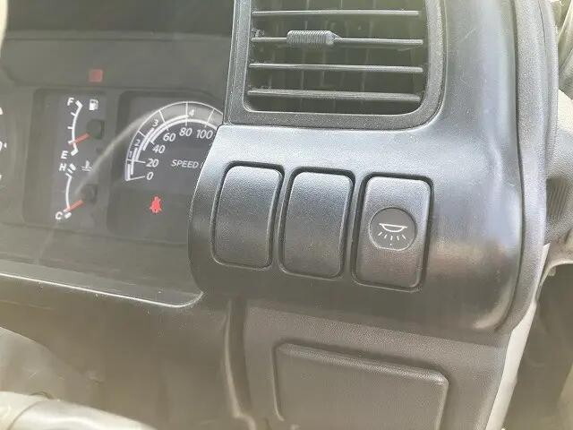 いすゞエルフ平ボディ小型（2t・3t）[写真29]