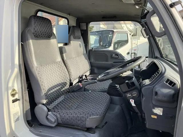 いすゞエルフ平ボディ小型（2t・3t）[写真35]