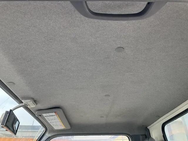 いすゞエルフ平ボディ小型（2t・3t）[写真36]