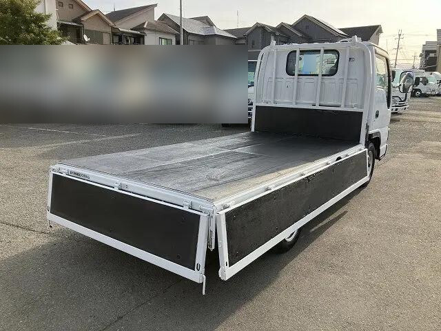 いすゞエルフ平ボディ小型（2t・3t）[写真09]