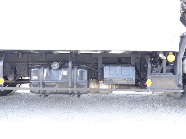 いすゞエルフ冷凍車（冷蔵車）小型（2t・3t）[写真18]