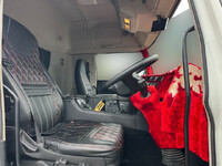 三菱ふそうスーパーグレートセーフティローダー大型（10t）[写真30]