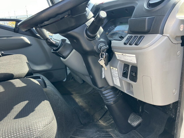 日産アトラスアルミバン小型（2t・3t）[写真34]