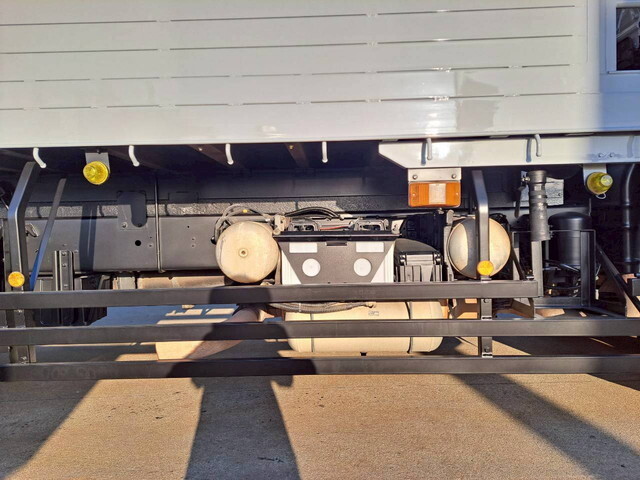 日野プロフィアスクラップ運搬車大型（10t）[写真32]