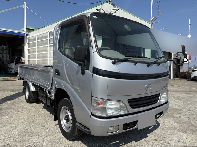 トヨタトヨエース平ボディ小型（2t・3t）[写真01]