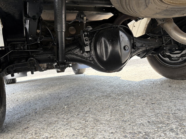 トヨタトヨエース平ボディ小型（2t・3t）[写真15]