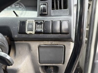 いすゞエルフダンプ小型（2t・3t）[写真14]