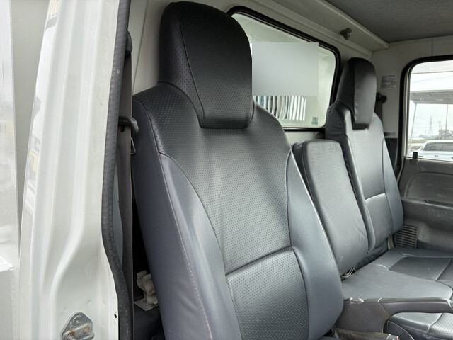 いすゞエルフダンプ小型（2t・3t）[写真17]