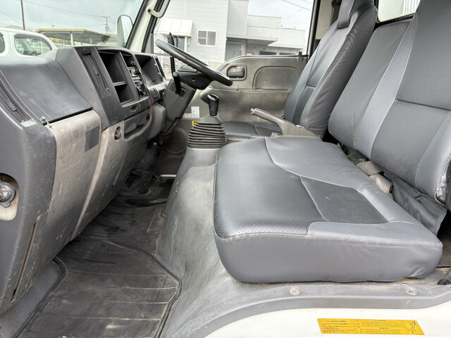 いすゞエルフダンプ小型（2t・3t）[写真24]