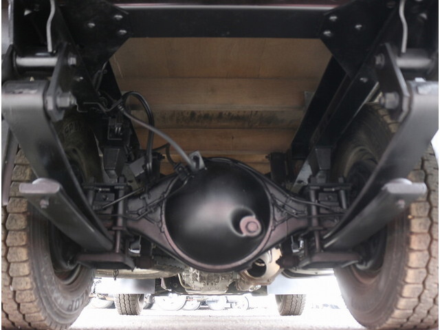 いすゞエルフ平ボディ小型（2t・3t）[写真21]