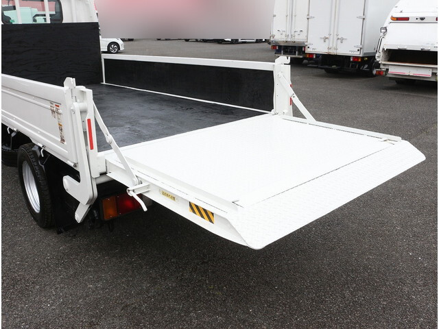 いすゞエルフ平ボディ小型（2t・3t）[写真07]