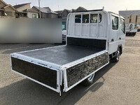 三菱ふそうキャンターガッツダブルキャブ（Wキャブ）小型（2t・3t）[写真12]