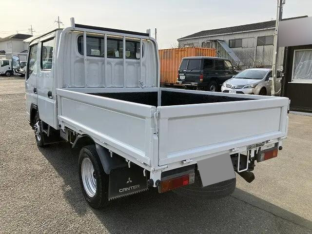 三菱ふそうキャンターガッツダブルキャブ（Wキャブ）小型（2t・3t）[写真02]