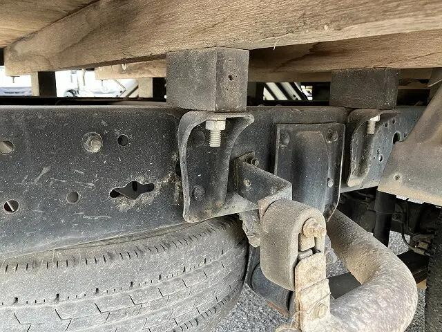 三菱ふそうキャンターガッツダブルキャブ（Wキャブ）小型（2t・3t）[写真21]