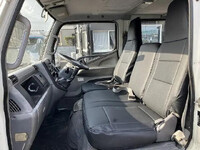 三菱ふそうキャンターガッツダブルキャブ（Wキャブ）小型（2t・3t）[写真33]