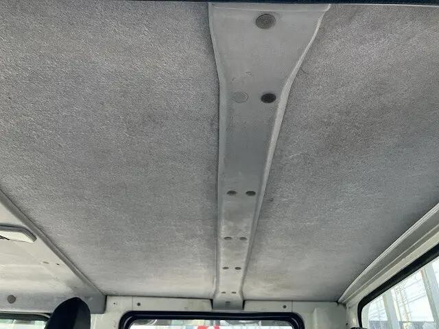 三菱ふそうキャンターガッツダブルキャブ（Wキャブ）小型（2t・3t）[写真36]