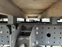 三菱ふそうキャンター平ボディ小型（2t・3t）[写真20]