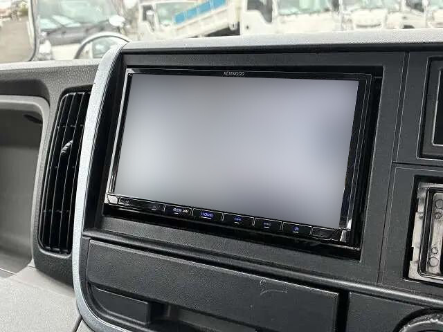 三菱ふそうキャンター平ボディ小型（2t・3t）[写真31]