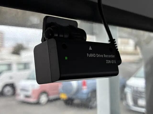 三菱ふそうキャンター平ボディ小型（2t・3t）[写真33]