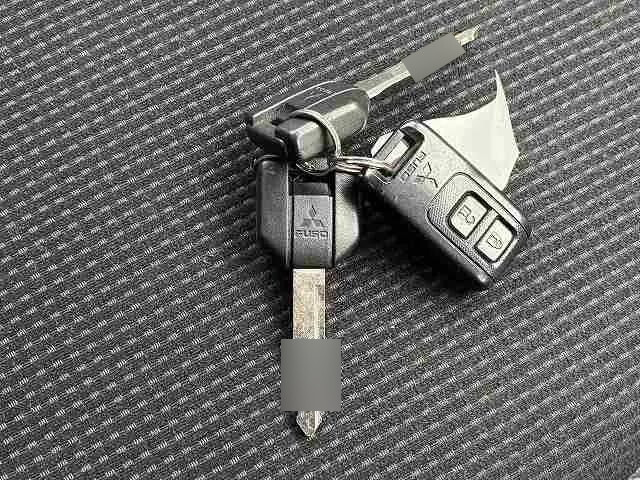 三菱ふそうキャンター平ボディ小型（2t・3t）[写真35]