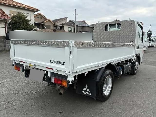 三菱ふそうキャンター平ボディ小型（2t・3t）[写真04]