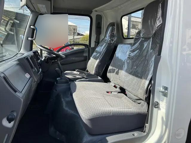 いすゞエルフアルミブロック小型（2t・3t）[写真32]