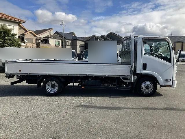 いすゞエルフアルミブロック小型（2t・3t）[写真05]